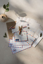 Load image into Gallery viewer, Vintage Stationery Set
